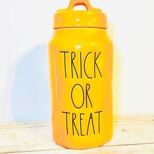 Rae Dunn trick or treat